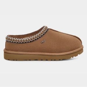 Brand new, never worn, new in box size 8.